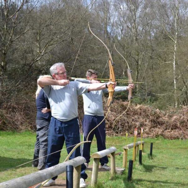 2 Archers pulling back ready to fire